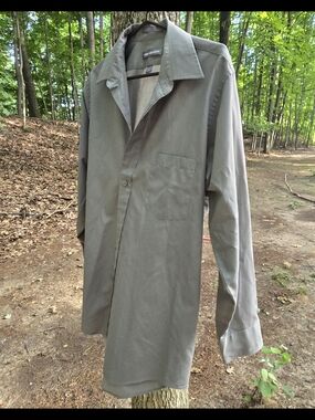 Van Heusen Olive Green Long Sleeve Dress Shirt Sz 16 1/2  32/33